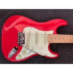 Electric Red Guitar 3/4 for Kids. Perfect First Guitar!